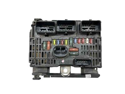 Caja reles / fusibles CITROEN C4 BERLINA 1.6 HDI CAT
