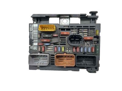 Caja reles / fusibles CITROEN C5 BERLINA 2.2 HDI 170 CV