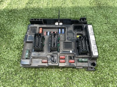 Caja reles / fusibles CITROEN BERLINGO 1.9 DIESEL