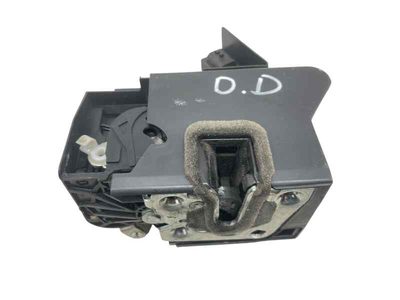 Cerradura puerta delantera derecha DACIA DUSTER II 1.5 BLUE DCI DIESEL FAP