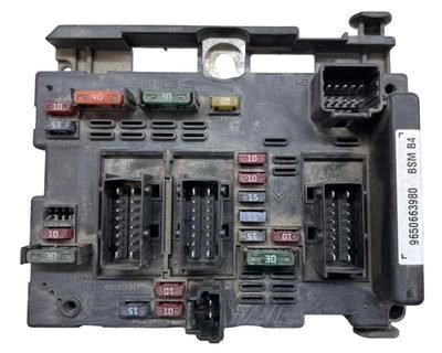 Caja reles / fusibles PEUGEOT 307