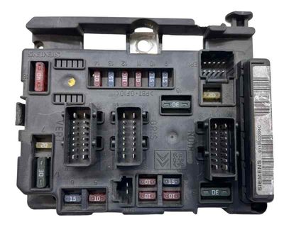 Caja reles / fusibles CITROEN C5 BERLINA 2.2 HDI