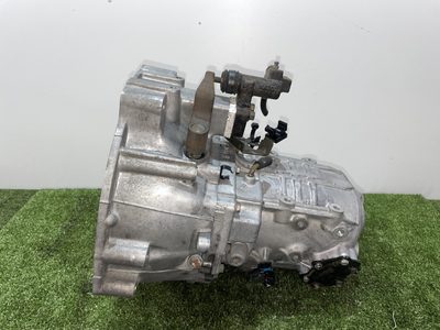 Caja cambios NISSAN