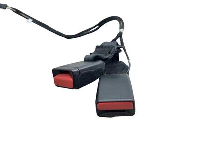 Enganche cinturon trasero derecho PEUGEOT 208